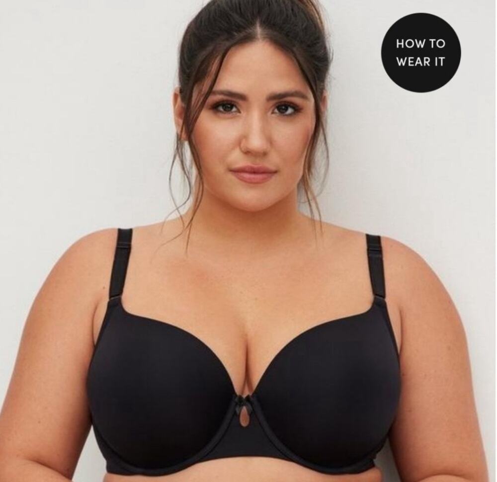 Torrid black Smooth 360 bra Size 38D NWT